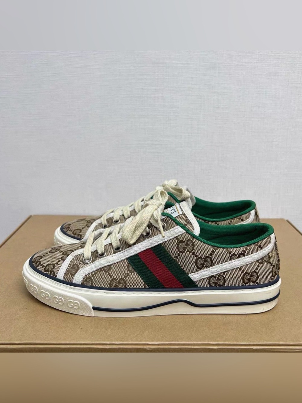 Gucci Beige GG Canvas Low-Top Sneakers with Green & Red Web